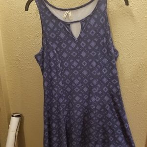 Blue Sleeveless Keyhole Dress